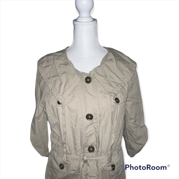 Ann Taylor LOFT Khaki Button Up Light Petite Safari Jacket- Size Medium - Picture 2 of 4